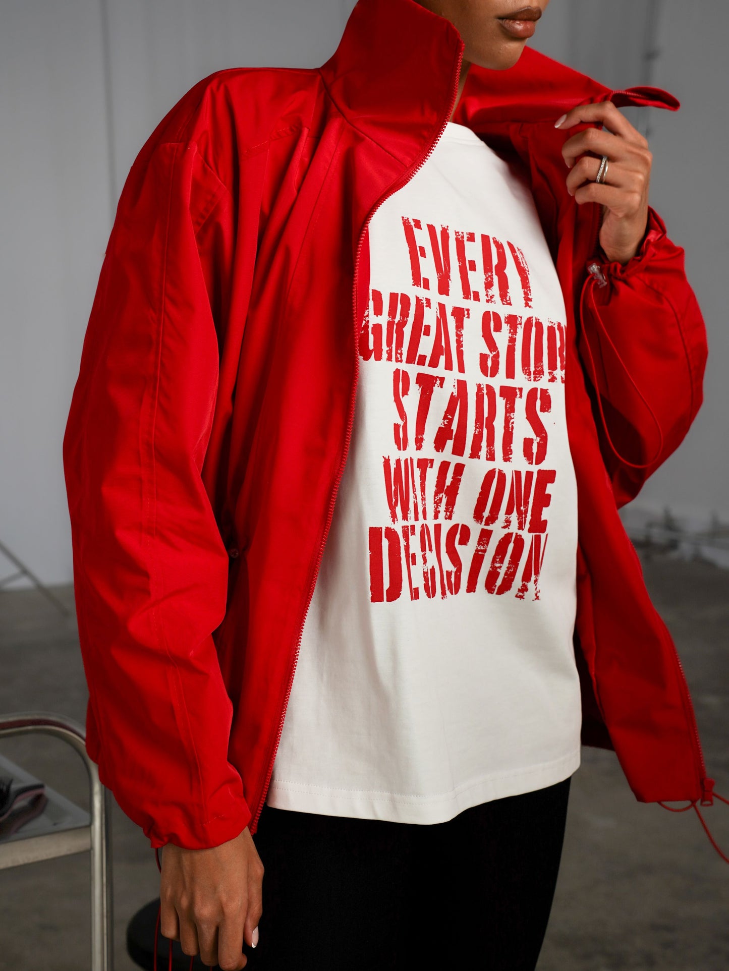Лонгслів «Every great story starts with one decision»