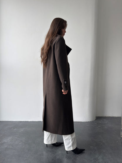 Пальто класичного крою