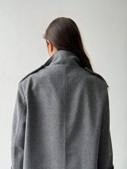 Пальто класичного крою