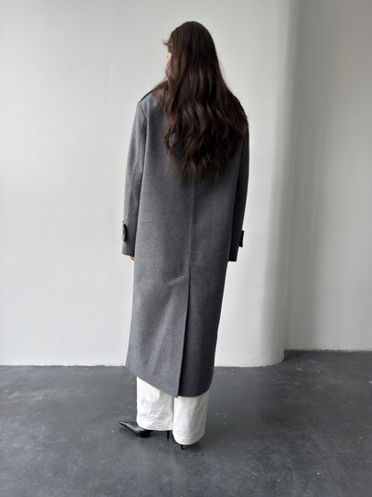 Пальто класичного крою