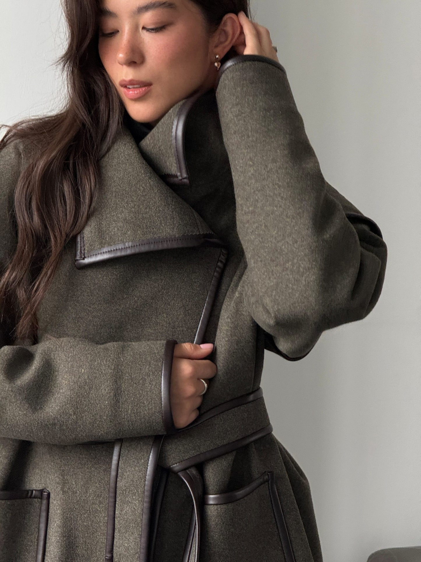 Напівпальто з кантом утеплене