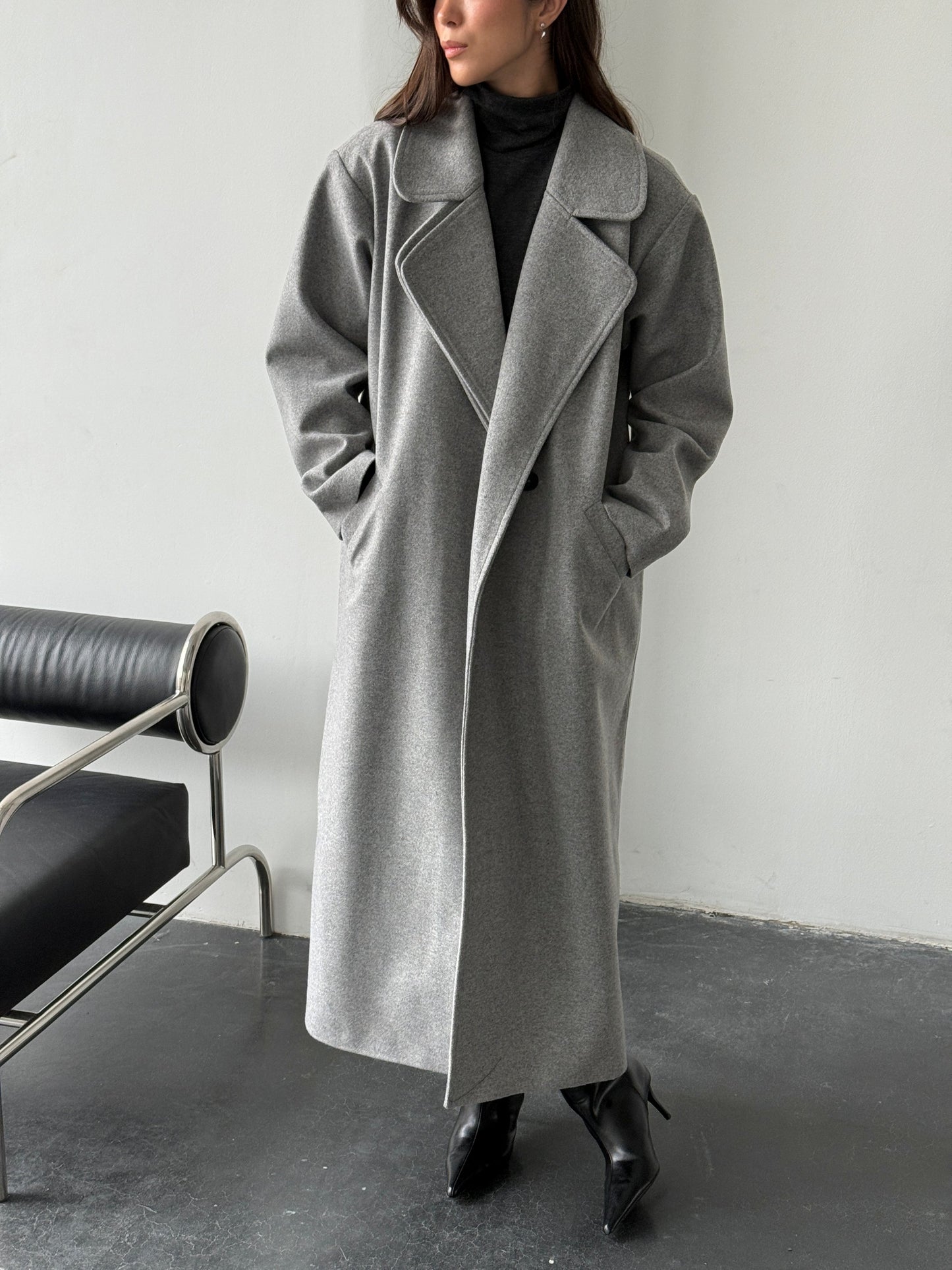 Пальто з подвійним бортом