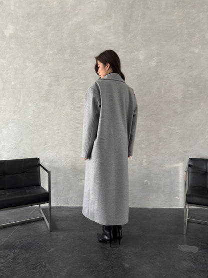 Пальто з подвійним бортом