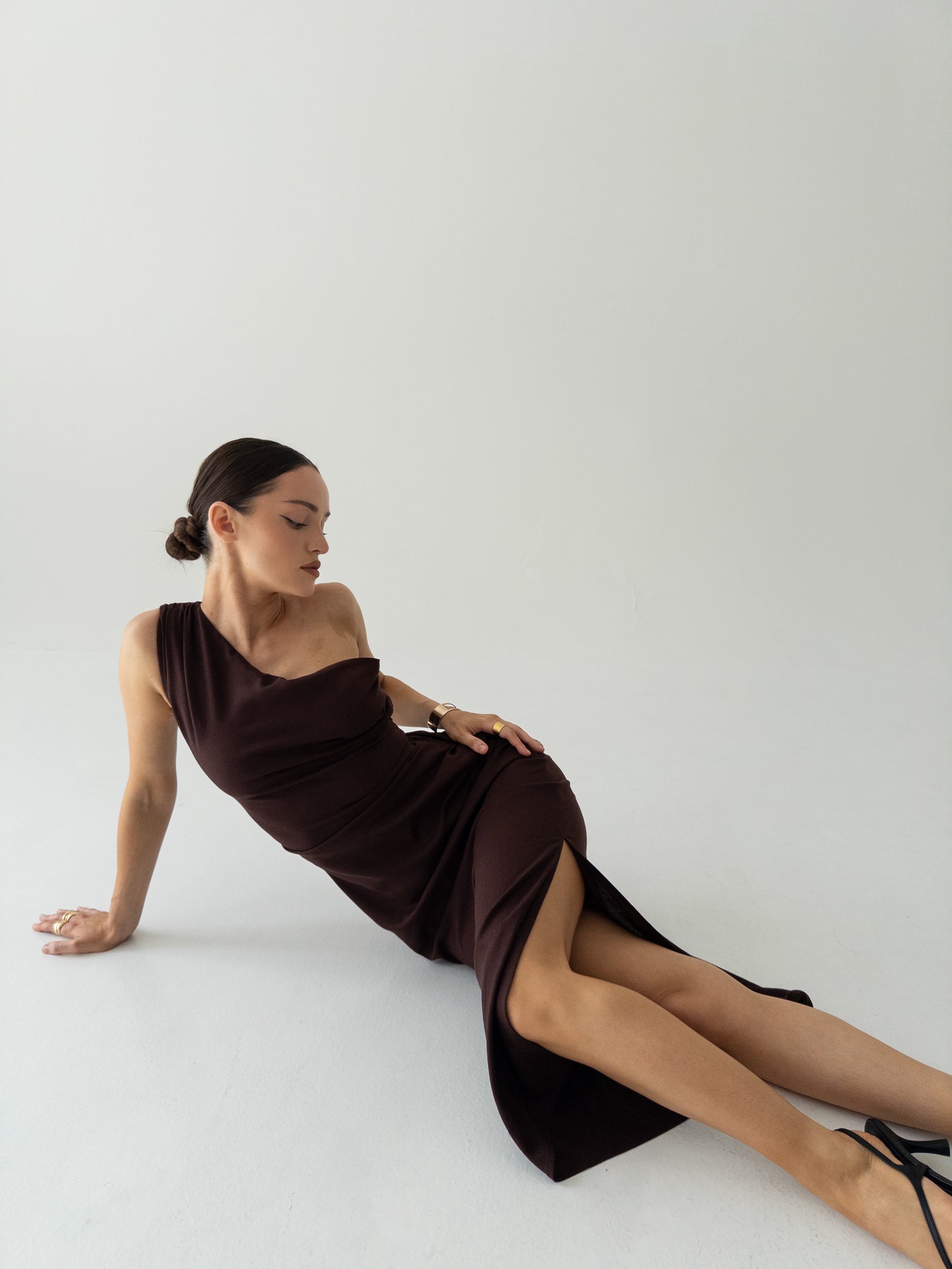 Сукня з льону