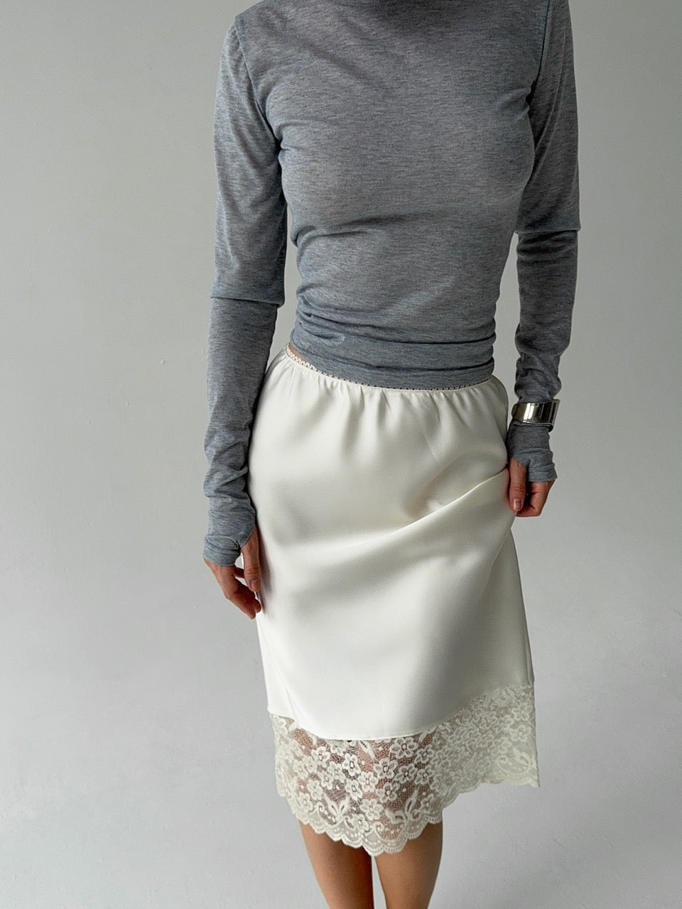 Спідниця з сатину