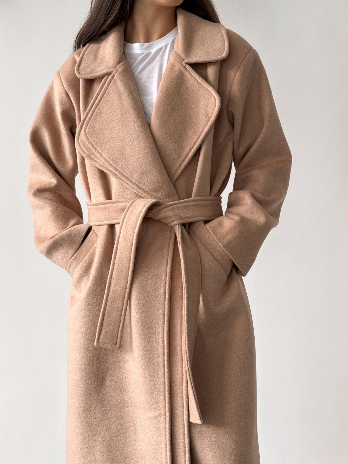 Пальто з подвійним бортом