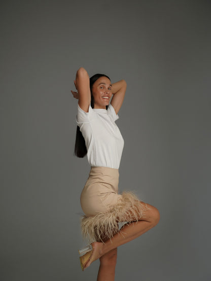 Спідниця з пір'ям