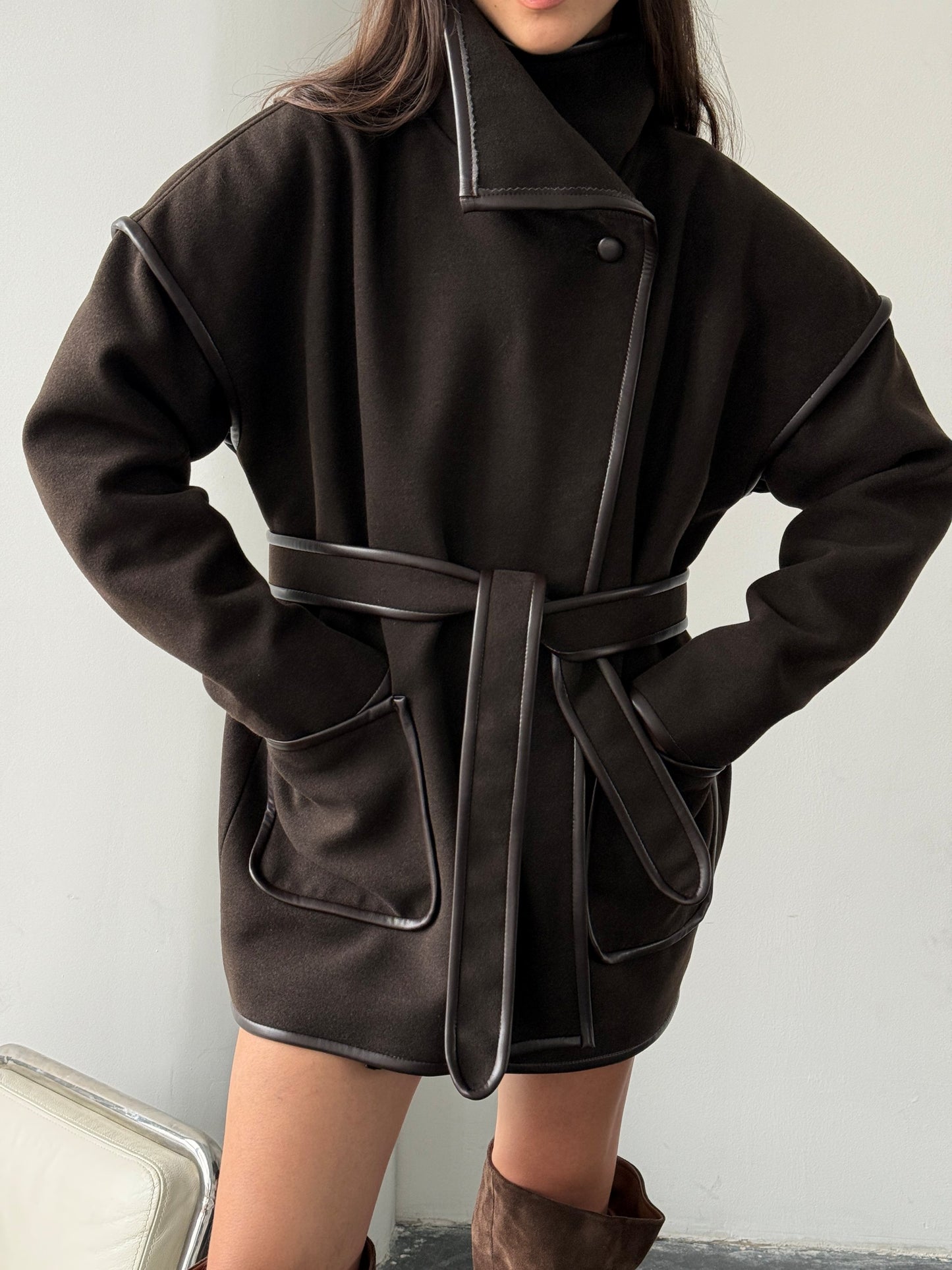 Напівпальто з кантом утеплене