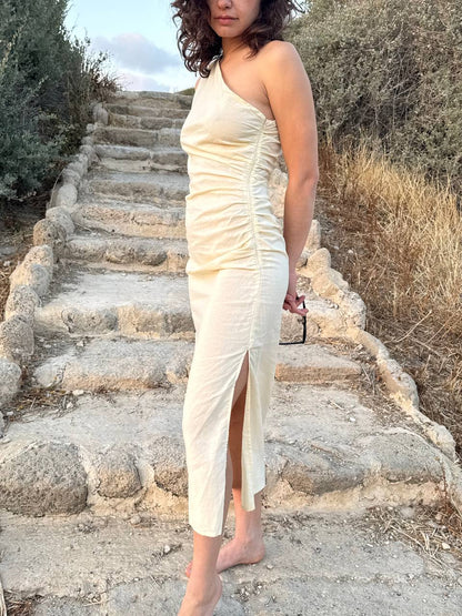 Сукня з льону